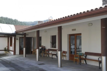 andra_mari_santo_hospital_vizcaya_orozko