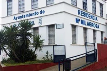 centro-residencial-para-personas-mayores-maria-milagrosa-el-coronil-fachada