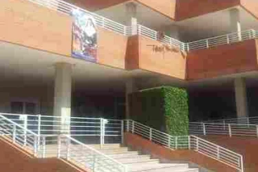 centro-residencial-sagrados-corazones-fachada