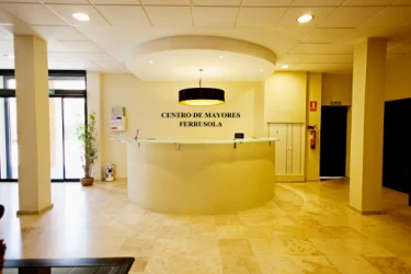 centro-residencial-para-personas-mayores-ferrusola-fachada