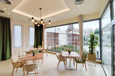 Residencia-y-Centro-de-día-de-mayores-Emera-Mendez-Alvaro-madrid