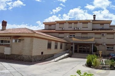 Residencia para personas con necesidades de apoyo generalizado Santo Ángel
