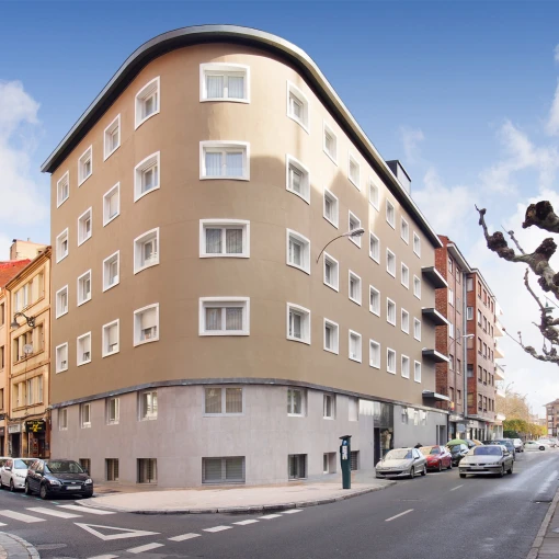 Centro Residencial Otazu