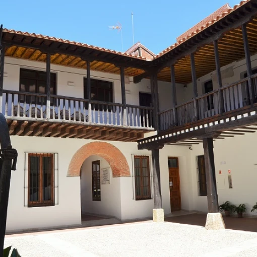 residencia-de-mayores-hospital-de-antezana-fachada