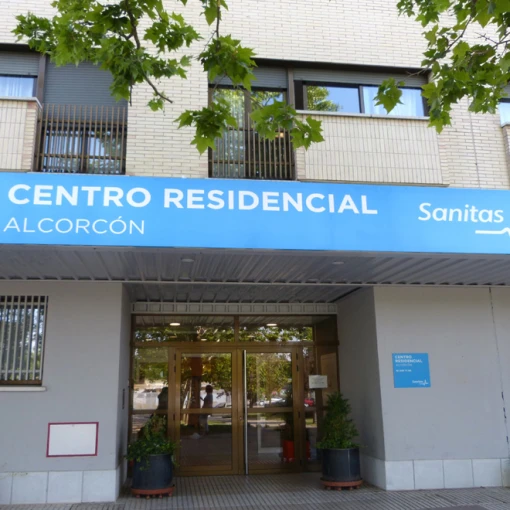 centro-residencial-sanitas-alcorcon-fachada