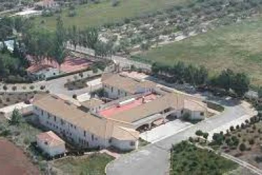 centro-residencial-mayores-margarita-marin-perez-fachada