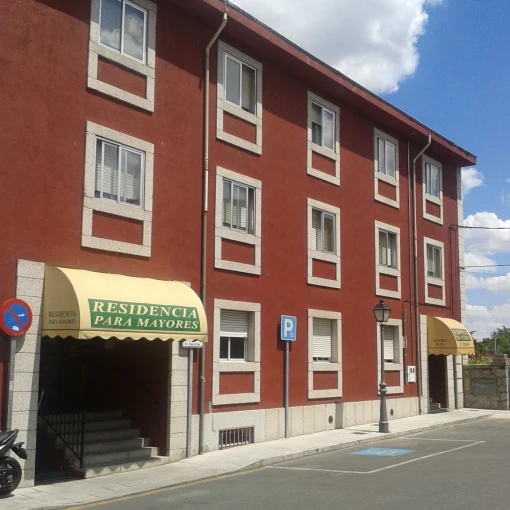 residencia-para-mayores-el-escorial-fachada