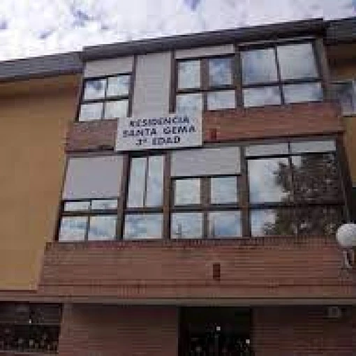 residencia-santa-gema-fachada