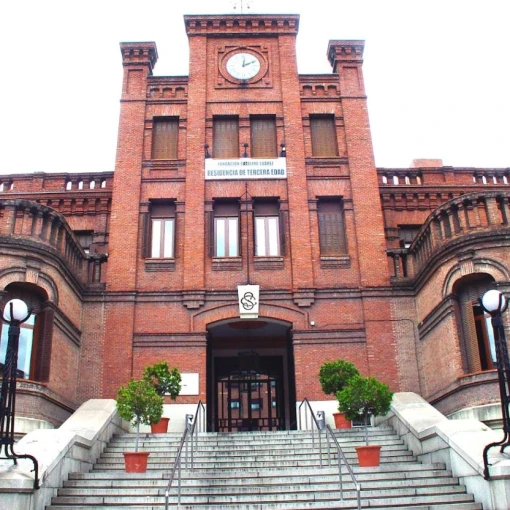Residencia de Tercera Edad Fundación Catalina Suárez