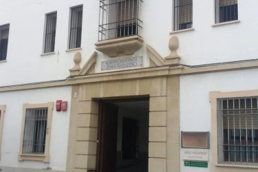 centro-residencial-jesus-nazareno-fachada