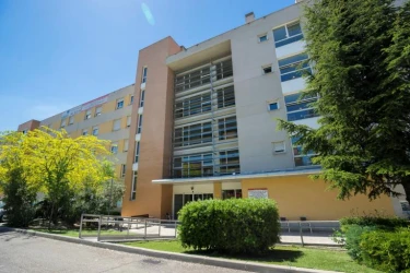 amavir-villaverde-fachada