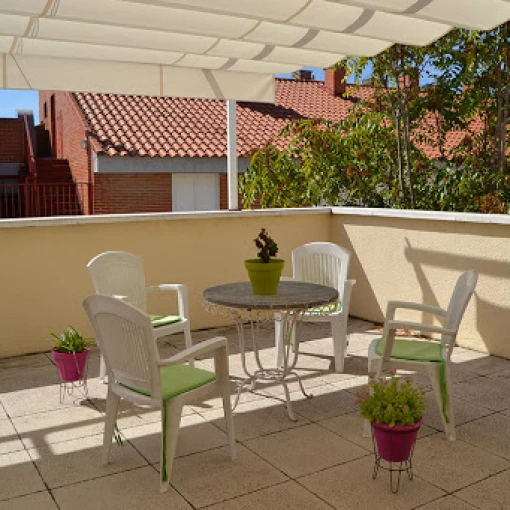 residencia-geriatrica-los-alamos-fachada