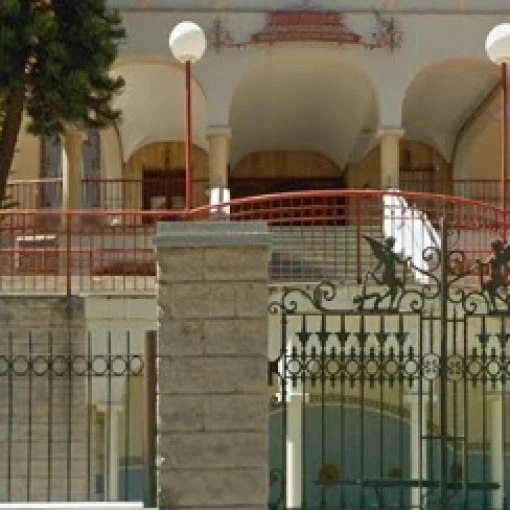 hogar-santa-teresa-jornet-fachada