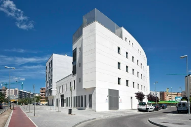 centro-residencial-sociosanitario-san-rafael-fachada