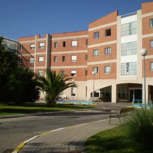 residencia-de-personas-mayores-parque-coimbra-fachada