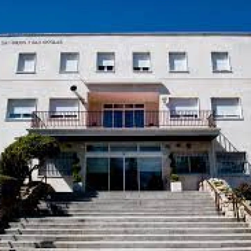 fundacion-catalina-laboure-residencia-san-diego-y-san-nicolas-fachada