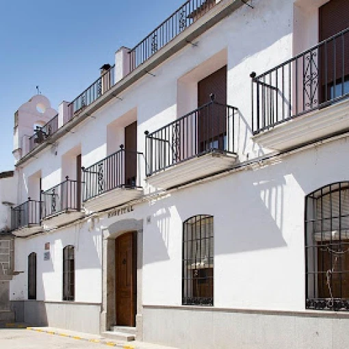 residencia-para-personas-mayores-la-magdalena-fachada