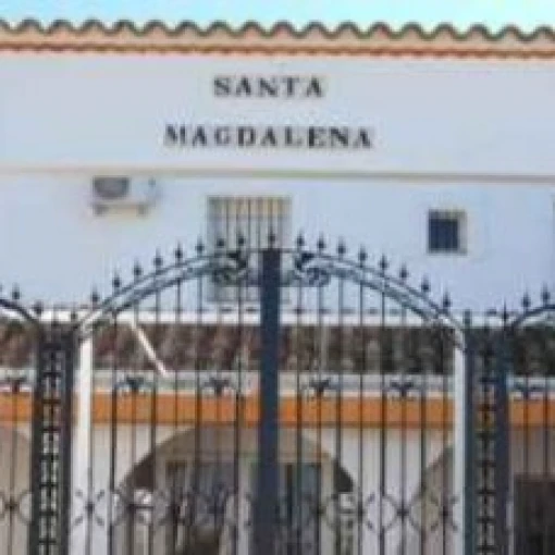 residencia-para-personas-mayores-santa-magdalena-fachada