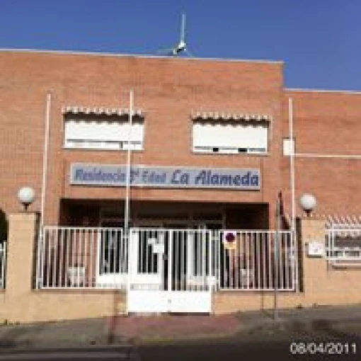 residencia-de-tercera-edad-la-alameda-fachada