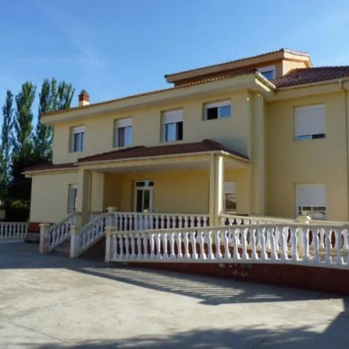residencia-reto-a-la-esperanza-fachada