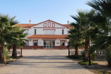 residencia-para-personas-mayores-de-la-bella-fachada