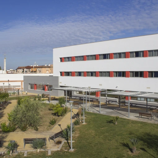 centro-residencial-suite-palma-del-rio-fachada