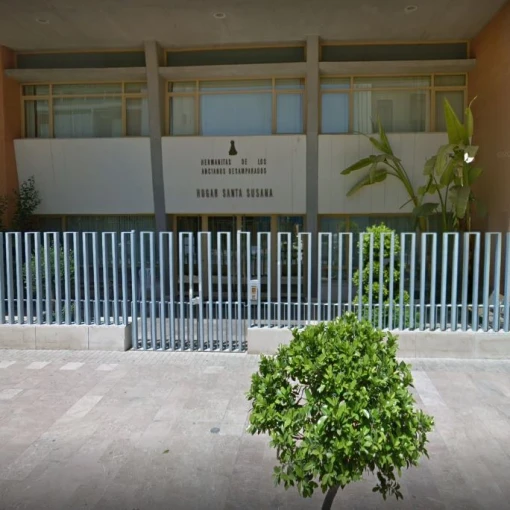 centor-residencial-para-personas-mayores-santa-susana-fachada
