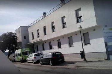 residencia-municipal-de-personas-mayores-villaharta-fachada