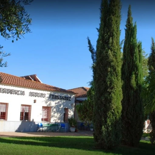 centro-residencial-para-personas-mayores-isidoro-fernandez-fachada