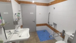 residencias de mayores en salamanca con baño adaptado