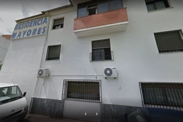 residencia-de-mayores-nuevo-milenio-camino-de-santiago-fachada