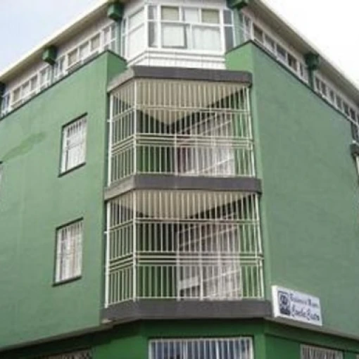 Residencia Concha Castro