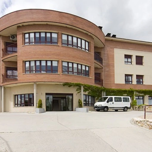 Residencia Virgen del Bustar