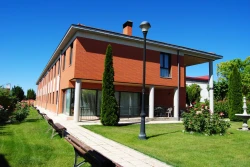 residencia virgen del amor hermoso exterior