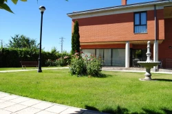 residencia virgen del amor hermoso exteriores