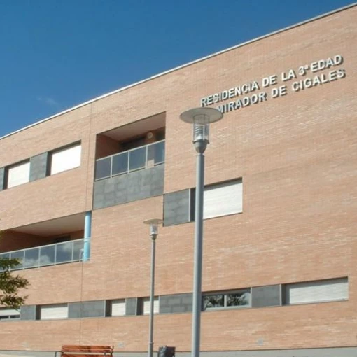 Residencia para mayores El Mirador de Cigales fachada