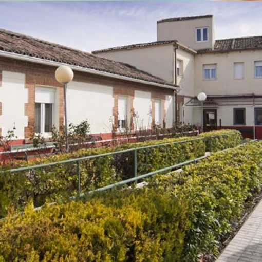 residencia_san_ramon_y_san_luis_valladolid_mojados