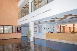 centro-residencia-para-personas-mayores-claret-vestibulo