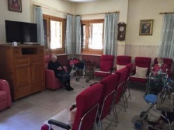 residencia-de-mayores-el-refugio-salon