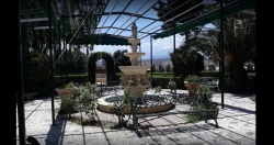 residencia-de-ancianos-santa-teresa-jornet-patio