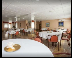 residencia-de-mayores-trinidad-y-montes-orientales-comedor