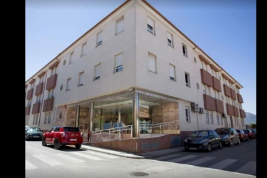residencia-de-mayores-trinidad-y-montes-orientales-exterior