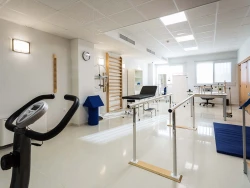 residencia-de-mayores-lanjaron-gimnasio