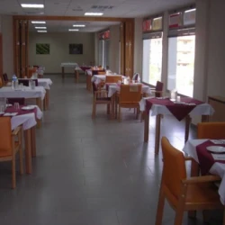 centro-residencial-para-personas-mayores-santiago-carrillo-comedor