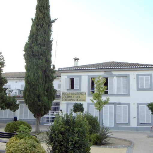 residencia-municipal-de-la-tercera-edad-fachada