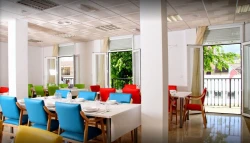 centro-residencial-para-personas-mayores-salar-comedor