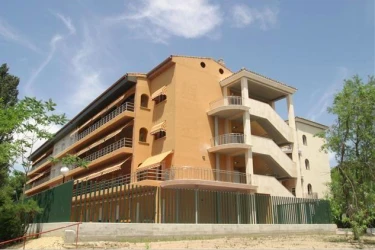 residencia de personas mayores sagrada familia-huesca