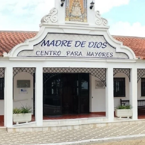 centro-residencial-madre-de-dios-fachada