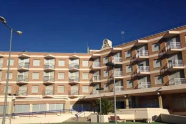 residencia-de-personas-mayores-fuente-cubas-fachada