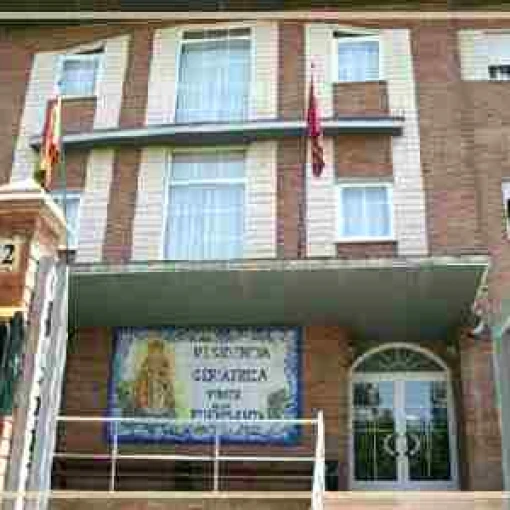 residencia-virgen-de-la-fuensanta-fachada
